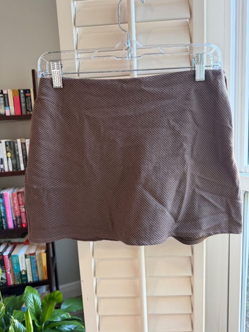 Hollister brown tweed like skort size small